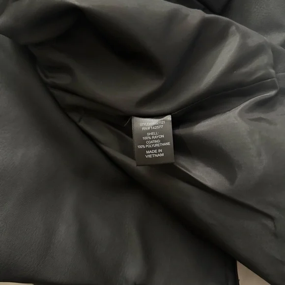 Black PU leather belted single breasted long trench coat - Picture 13 of 13